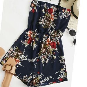 Super cute navy floral shorts strapless romper so pretty! XS New !